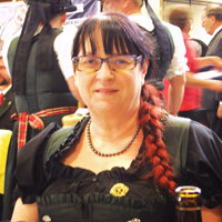 dirndl